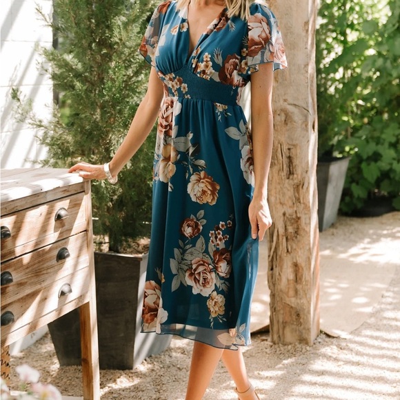 Baltic Born Floral Midi Dress - Picture 4 of 9